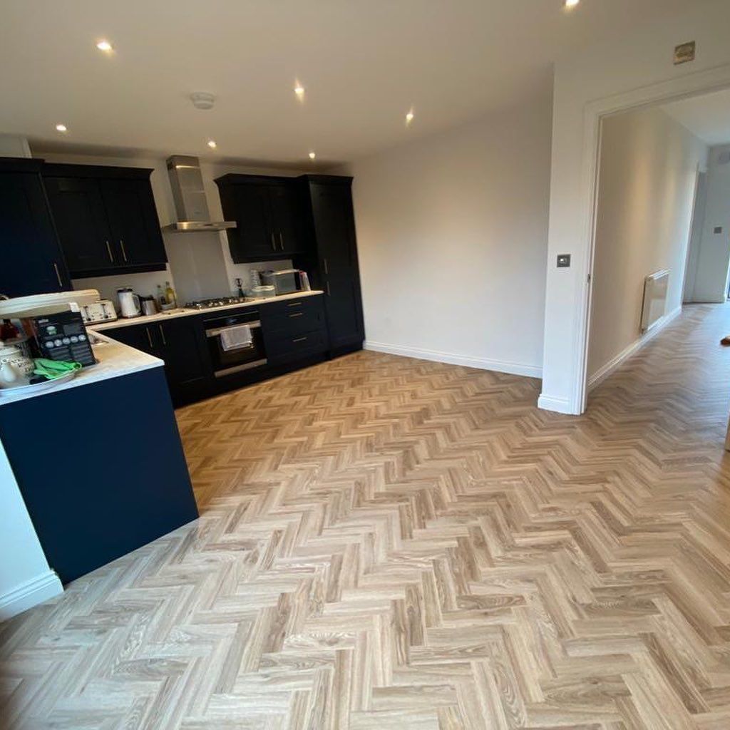 Вінілова підлога IVC Roots Herringbone 22229 Blackjack Oak