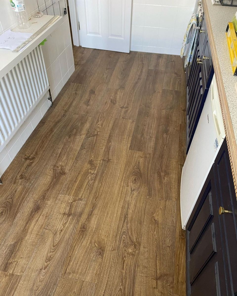 Вінілова підлога Quick Step Bloom 40090 Дуб осінь коричневий
