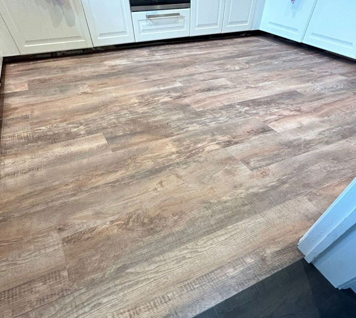 Виниловый пол IVC Roots 54852 Country Oak